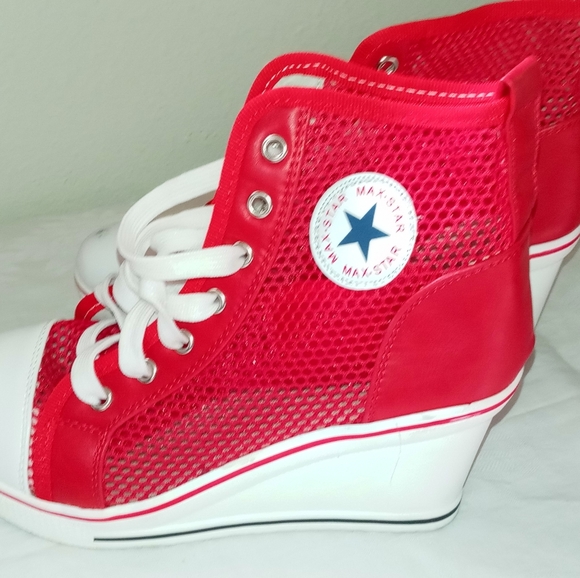 red knock off converse